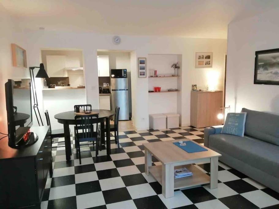 Apartamento Au Parisien Ault Exterior foto