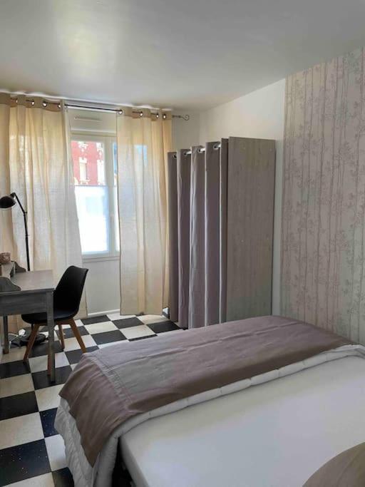 Apartamento Au Parisien Ault Exterior foto